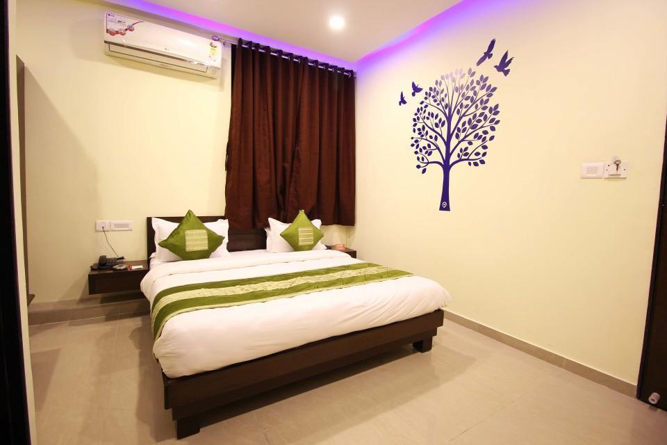 Hotel Ambience Sarkhej エクステリア 写真