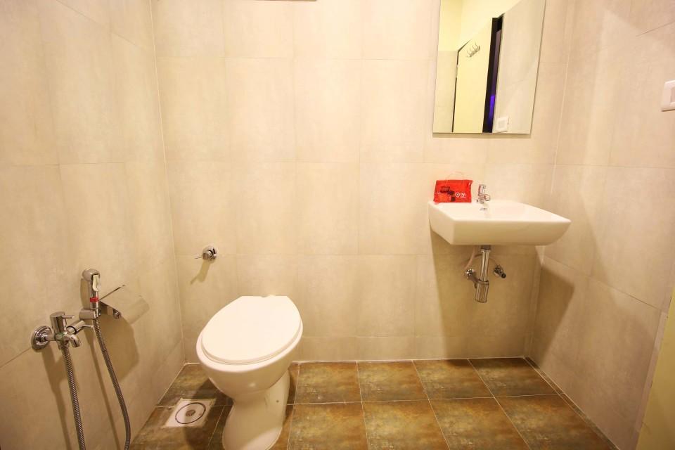 Hotel Ambience Sarkhej エクステリア 写真