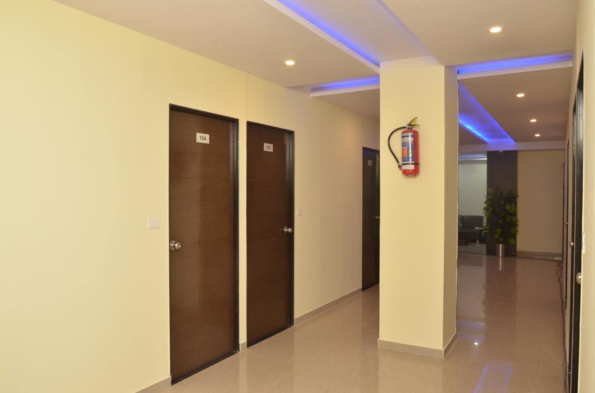 Hotel Ambience Sarkhej エクステリア 写真